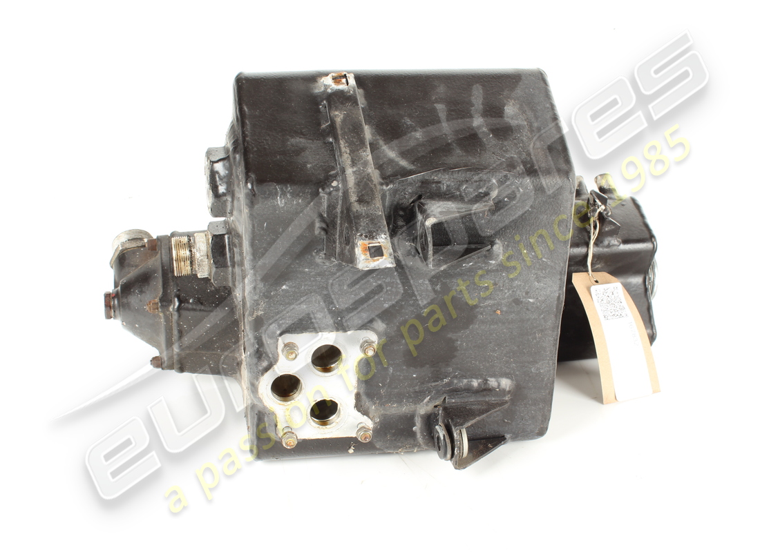 gebrauchter ferrari öltank. teilenummer 167832 (3)