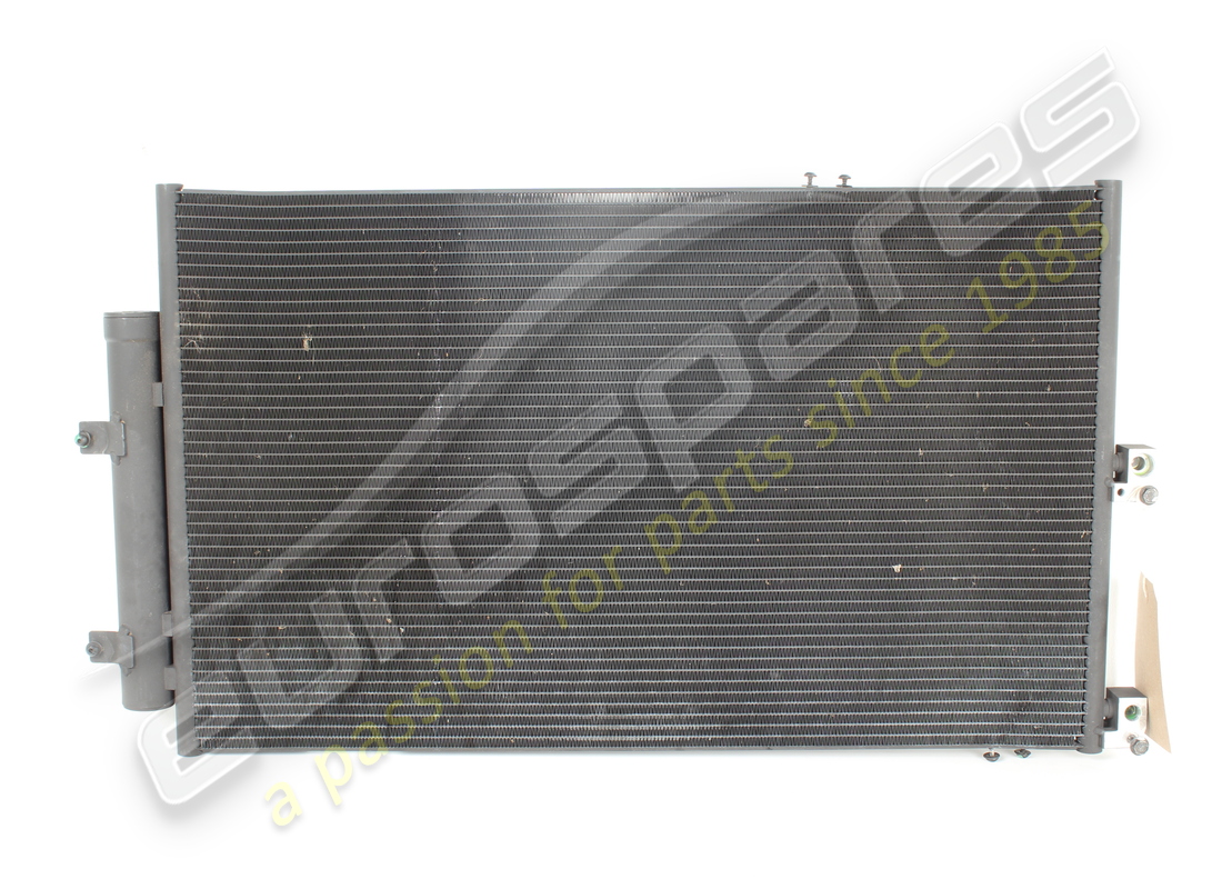 used ferrari condensatore 395mm. part number 851018 (1)