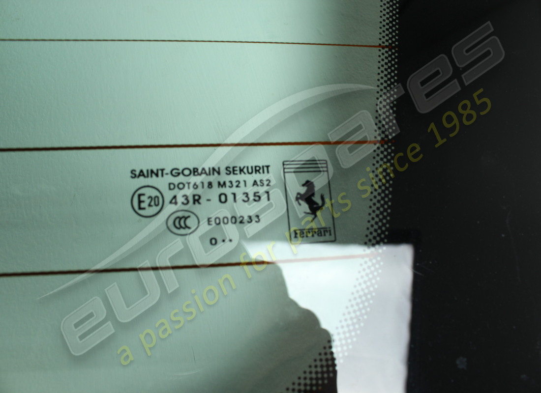 verwendet ferrari rückbildschirm. teilenummer 770316 (2)
