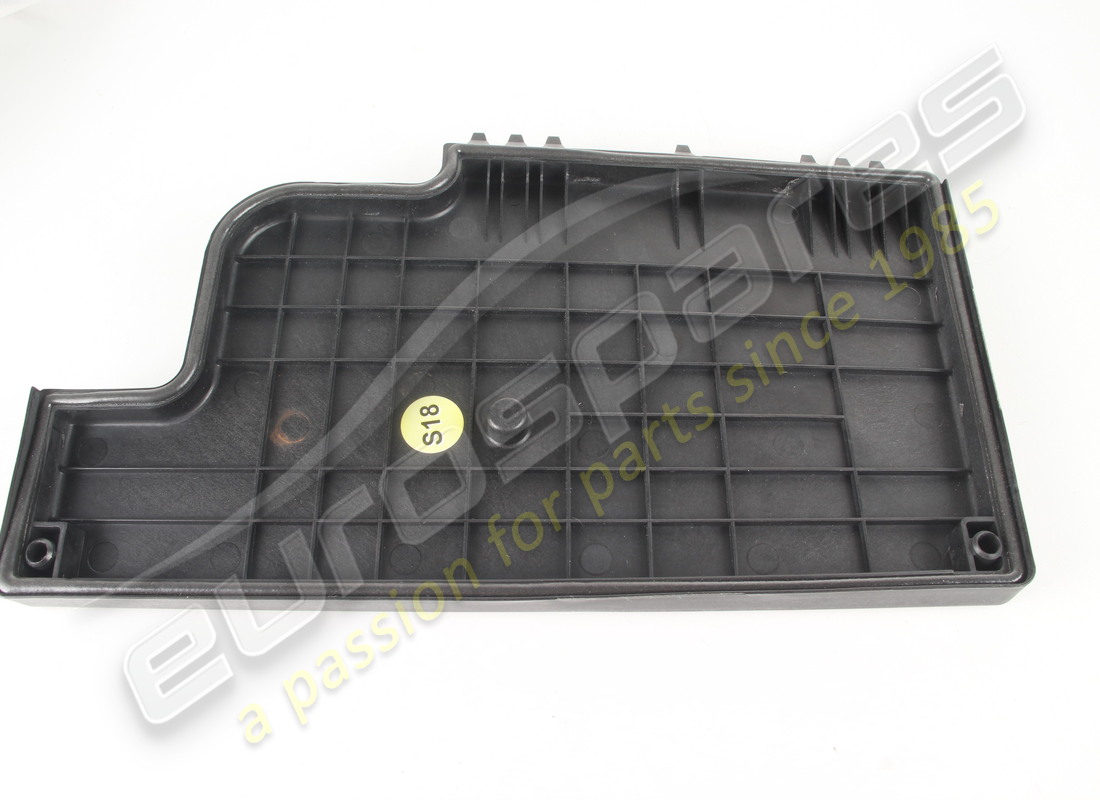 neues lamborghini-cover. teilenummer 470937587 (2)
