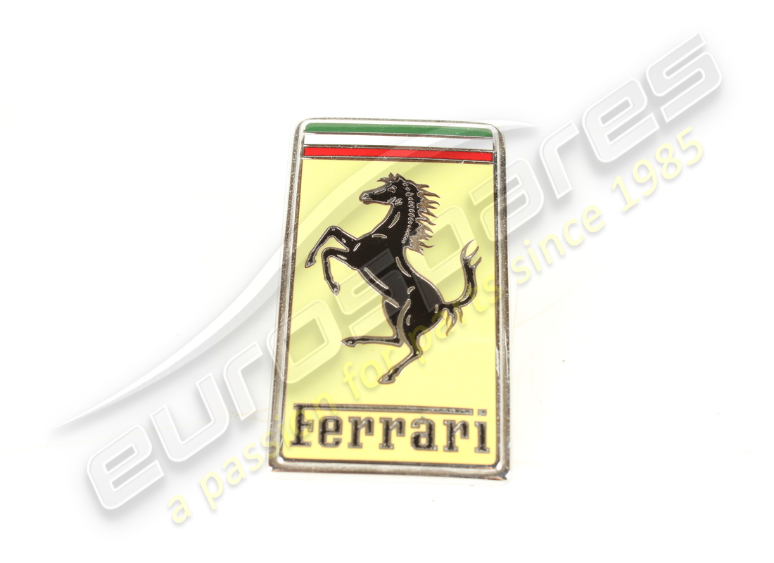 gebrauchtes ferrari frontabzeichen. teilenummer 973053 (2)
