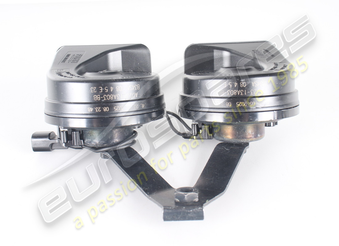 new aston martin horn assembly & bracket. part number ad2313a803bb (4)