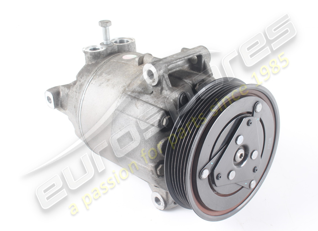 GEBRAUCHTER FERRARI KLIMAANLAGEKOMPRESSOR. TEILENUMMER 311534 (1) gebrauchter ferrari klimaanlagekompressor. teilenummer 311534 (1)