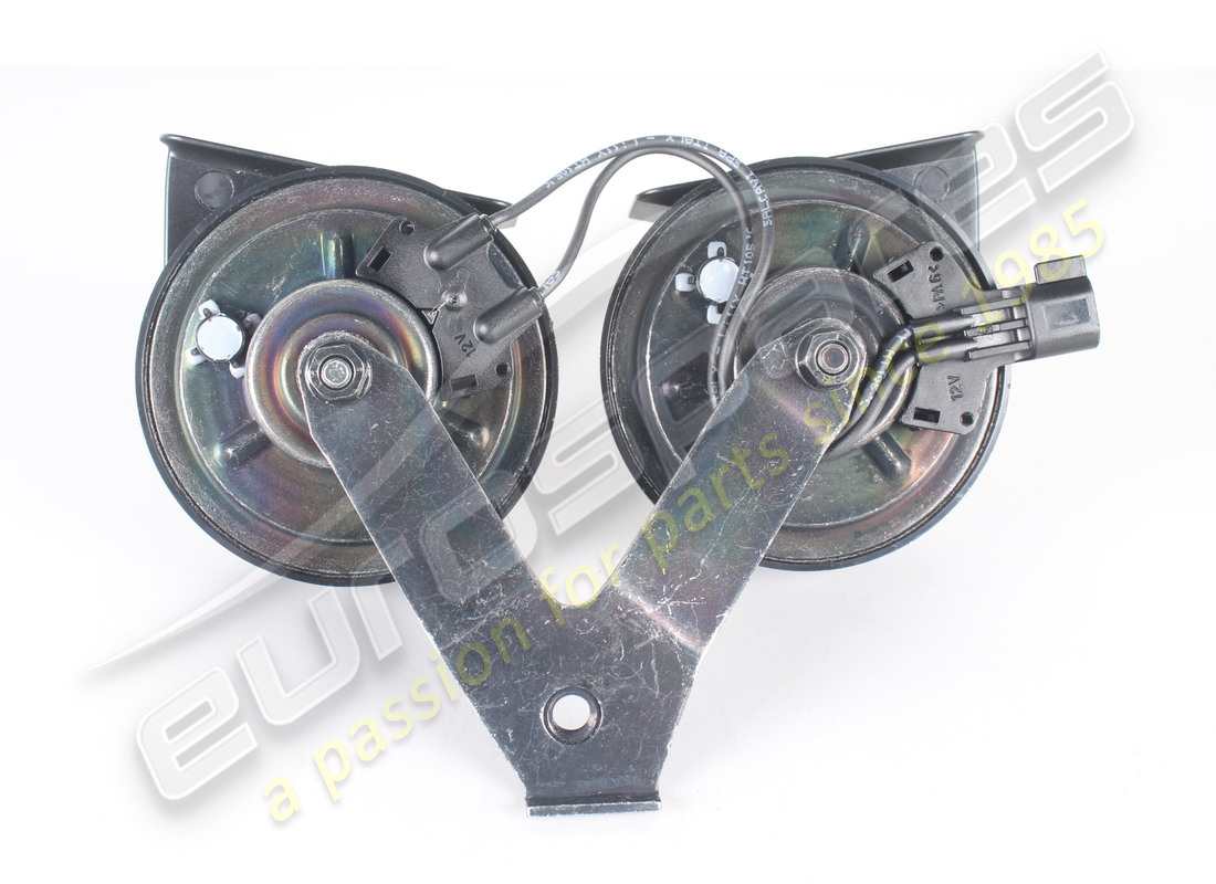 new aston martin horn assembly & bracket. part number ad2313a803bb (5)