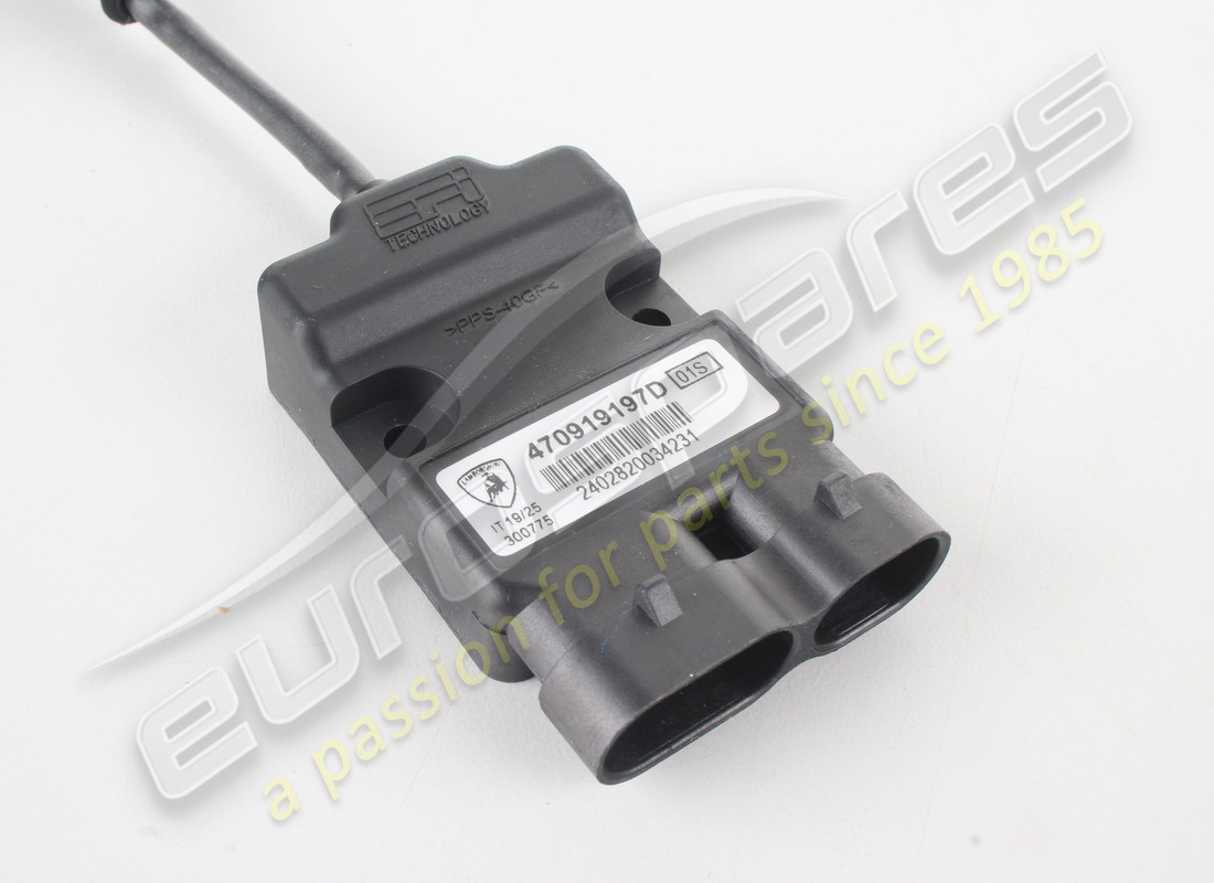 neuer lamborghini booster. teilenummer 470919197d (2)