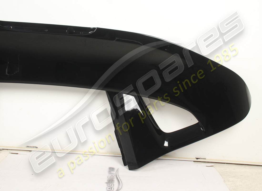 gebrauchter ferrari komplett heckspoiler. teilenummer 949122 (3)