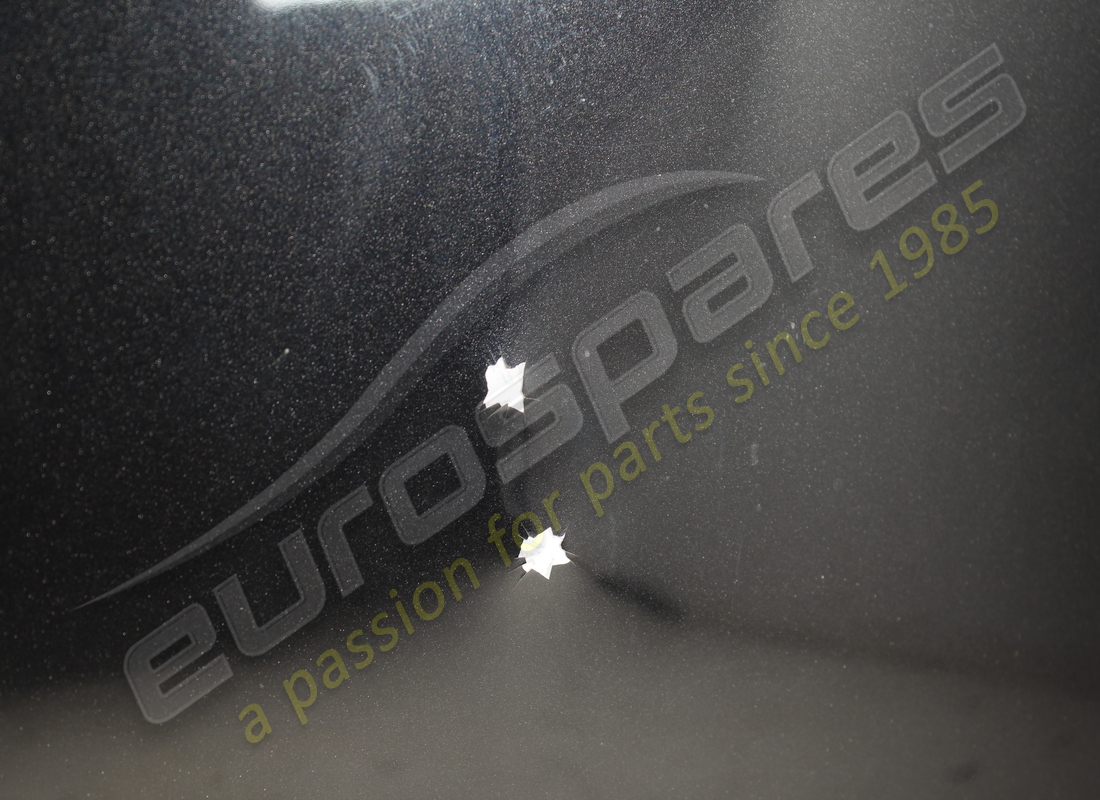 gebrauchter ferrari gepresster deckel. teilenummer 85312411 (3)