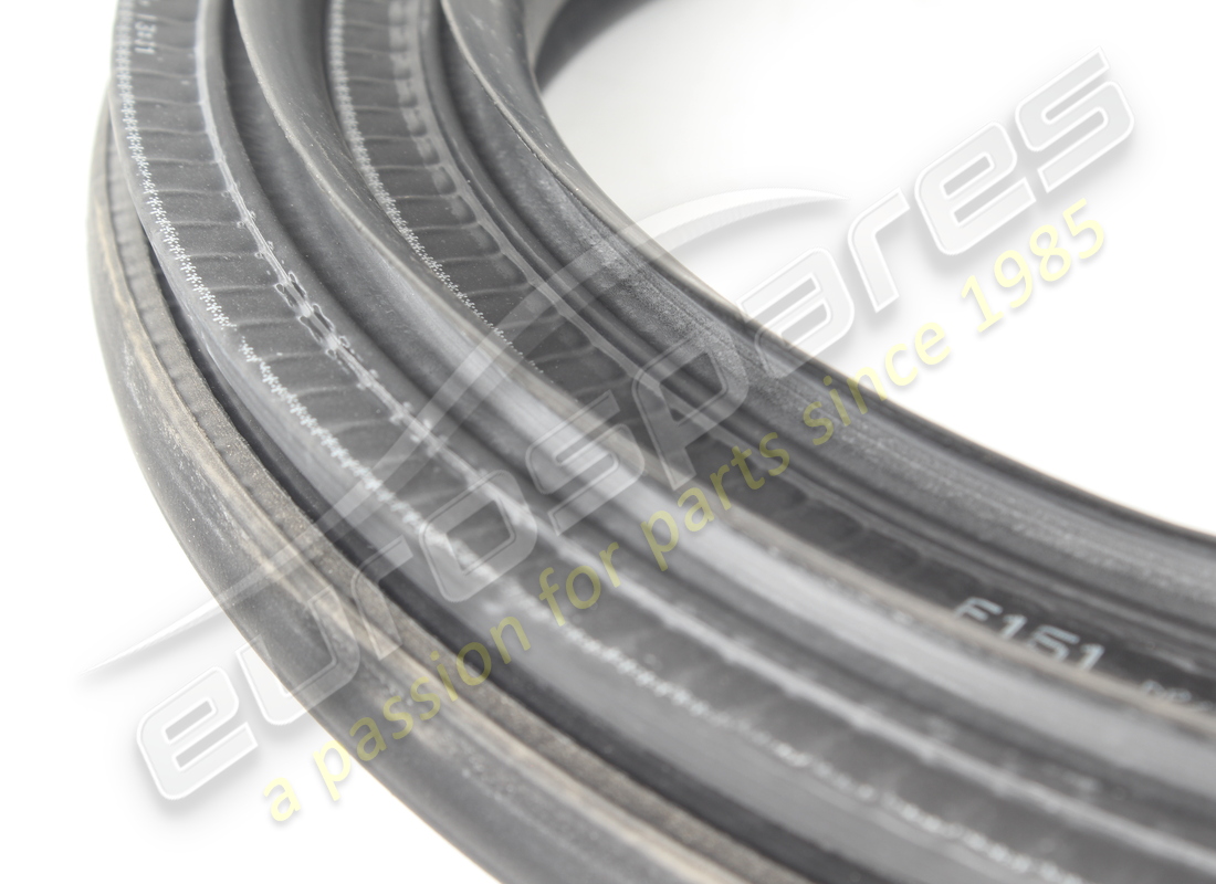 GEBRAUCHTE FERRARI UNTERE TÜRUMRANDDICHTUNG. TEILENUMMER 83461800 (3) gebrauchte ferrari untere türumranddichtung. teilenummer 83461800 (3)