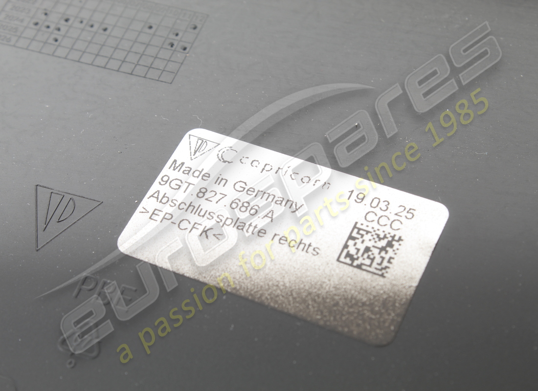NEUE PORSCHE ABDECKUNG MATTSCHWARZ. TEILENUMMER 9GT827686AOK1 (3) neue porsche abdeckung mattschwarz. teilenummer 9gt827686aok1 (3)