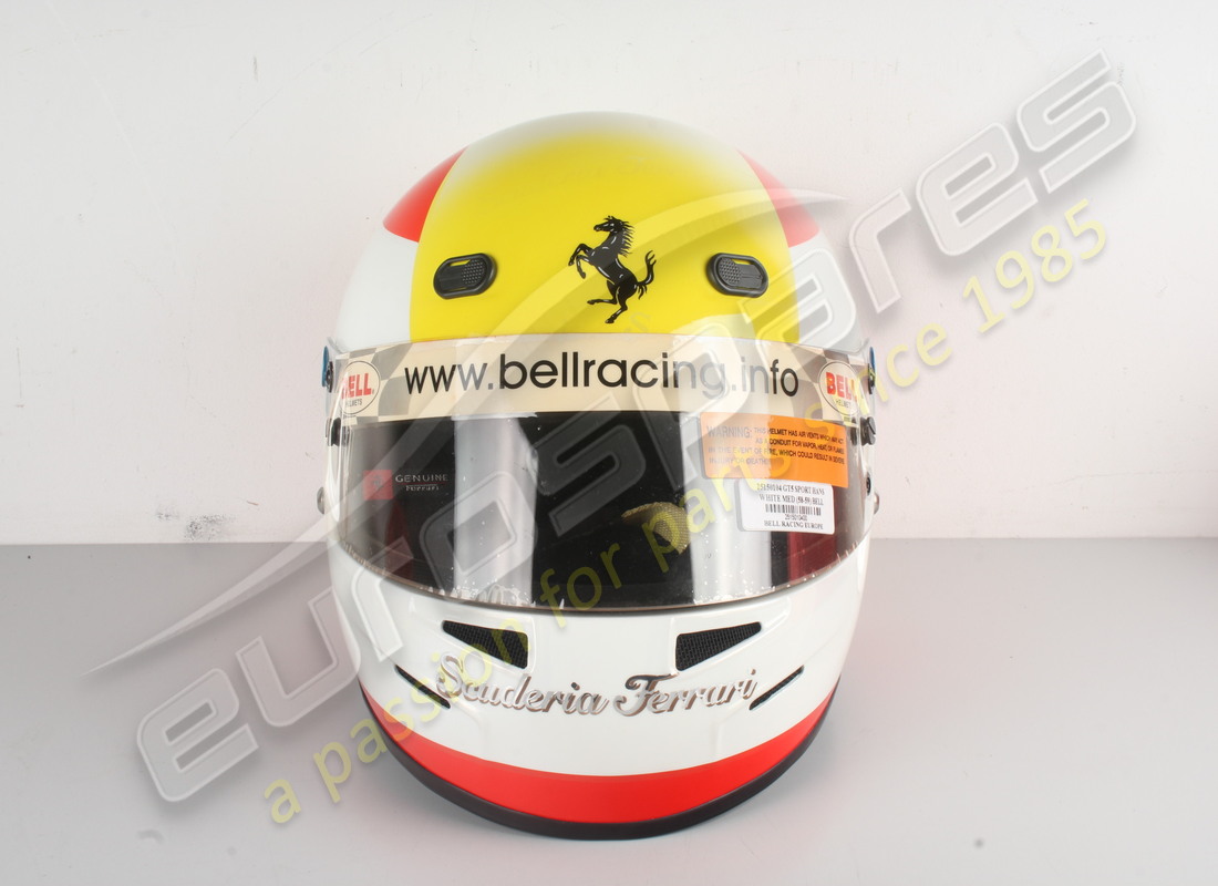 new ferrari xlarge ferrari helmet with bag. part number 95993130 (1)