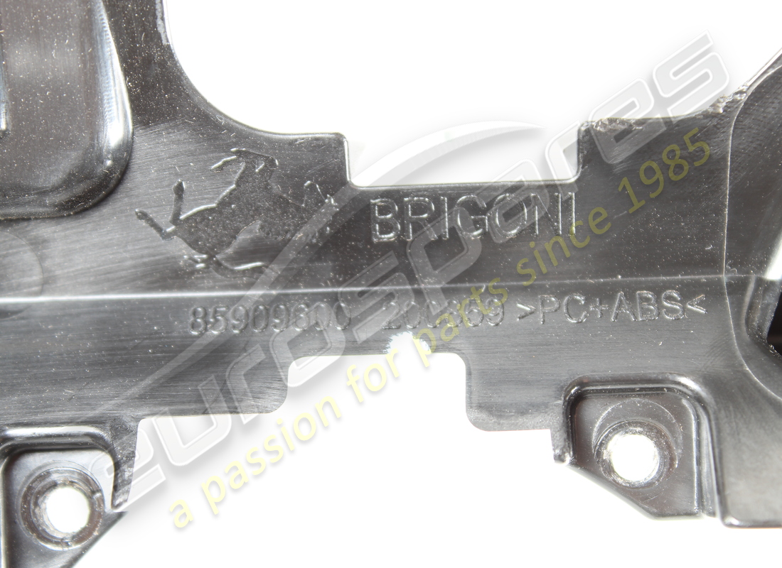 gebrauchte ferrari rh vent mount. teilenummer 85909600 (4)