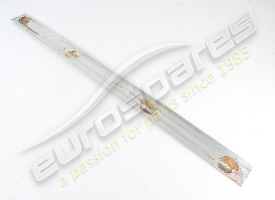 GEBRAUCHTE FERRARI TÜRTRITTLEISTE. TEILENUMMER 60116704 (3) gebrauchte ferrari türtrittleiste. teilenummer 60116704 (3)