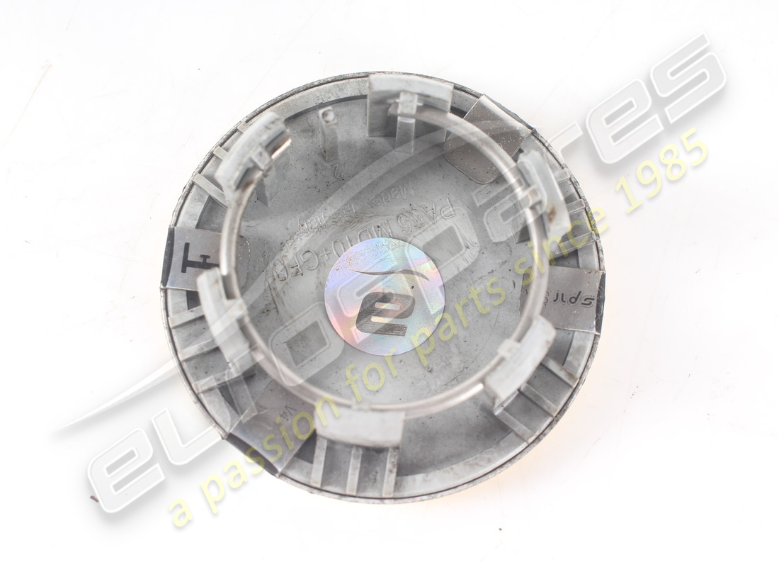 GEBRAUCHT FERRARI RADKAPPE. TEILENUMMER 340066 (3) gebraucht ferrari radkappe. teilenummer 340066 (3)