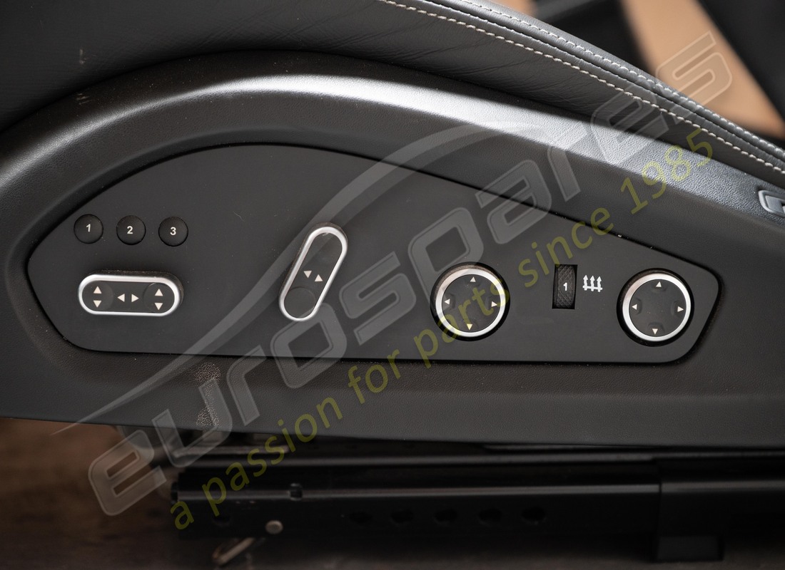gebrauchtes ferrari komplettes sitzset. teilenummer eap1558688 (10)