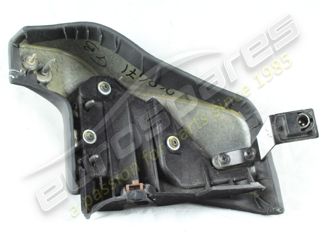gebraucht ferrari linkes unteres panel. teilenummer 82760400 (2)