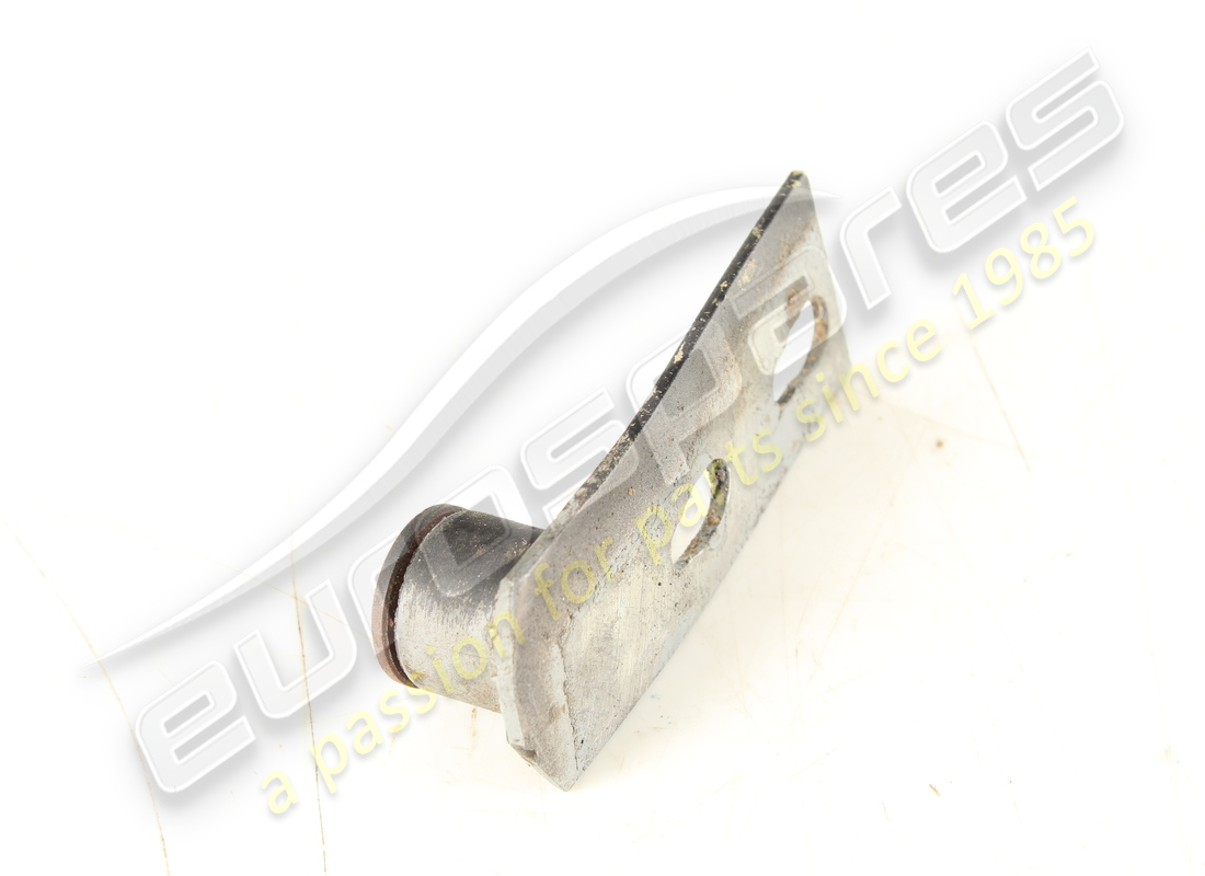 USED FERRARI LH HINGE. PART NUMBER 2558209106 (2) used ferrari lh hinge. part number 2558209106 (2)