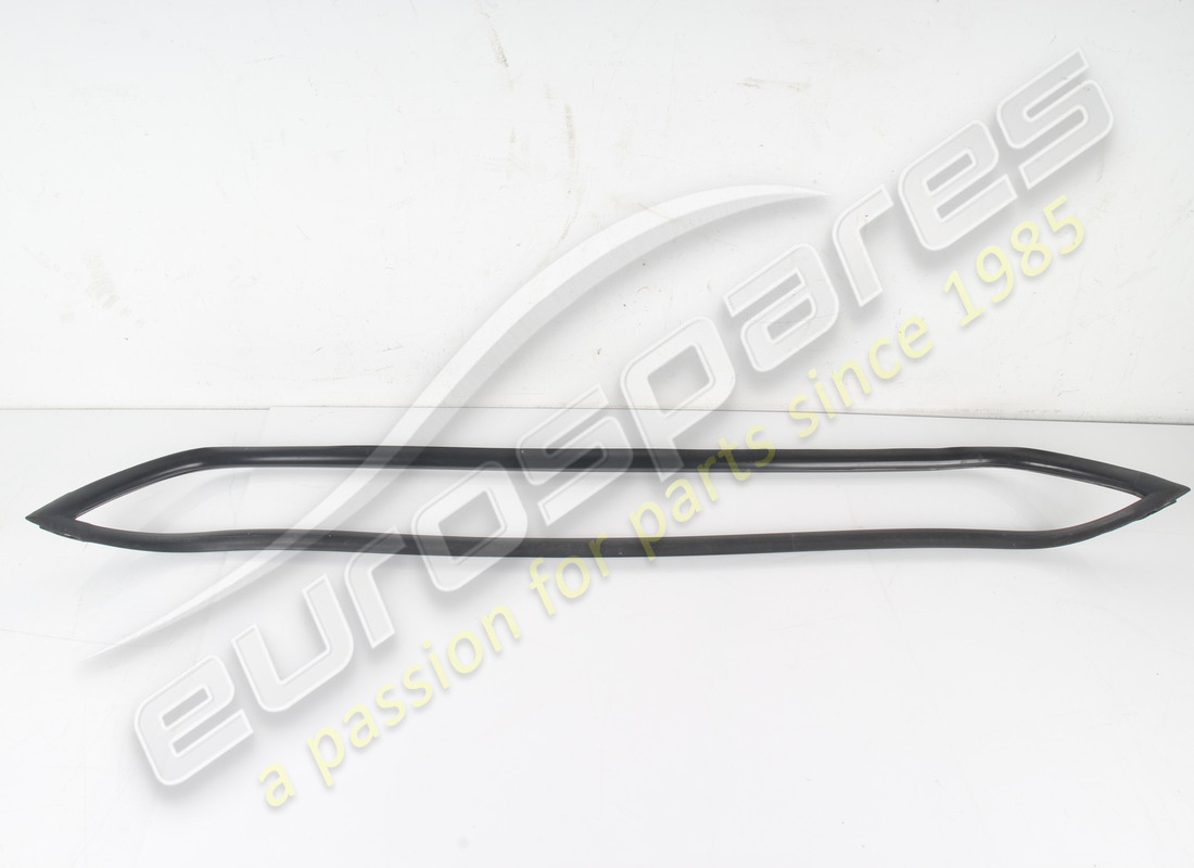 GEBRAUCHT Ferrari HECKSCHEIBENGUMMI . TEILENUMMER 60370301 (1)