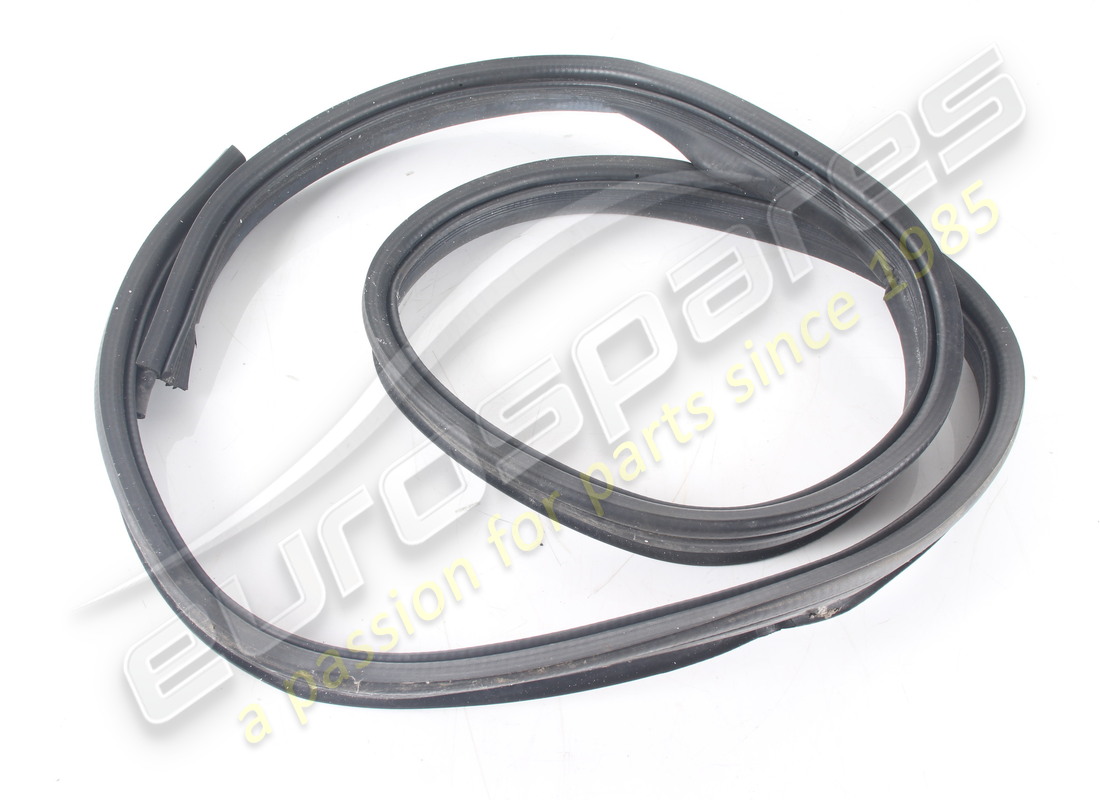 GEBRAUCHTE Maserati GEPÄCKRAUMDICHTUNG . TEILENUMMER 68084300 (1)