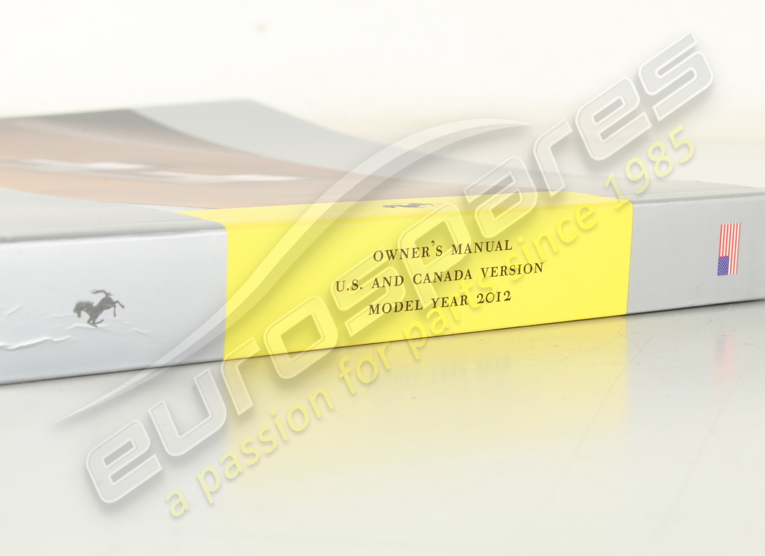 neues ferrari gebrauchs- und wartungshandbuch. teilenummer 84836000 (3)