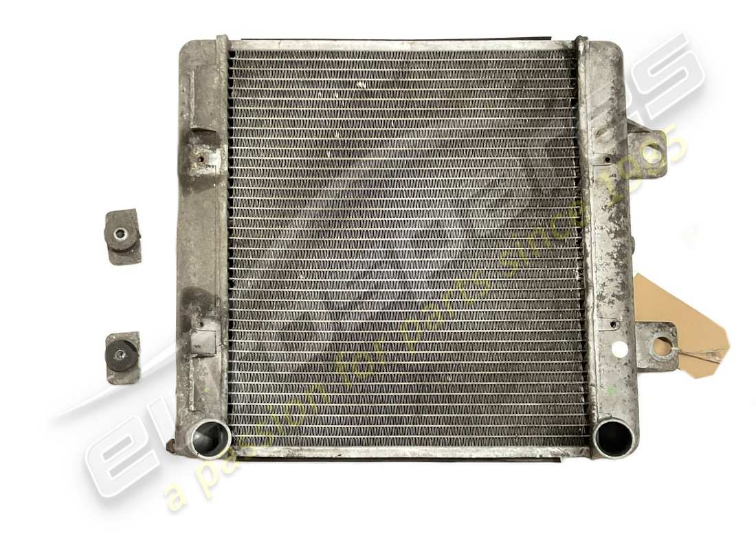 BESCHÄDIGTER Lamborghini KÜHLER . TEILENUMMER 400121252A (1)