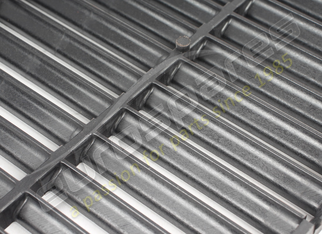 NEUER LAMBORGHINI KÜHLERGRILL. TEILENUMMER 4ML853653 (3) neuer lamborghini kühlergrill. teilenummer 4ml853653 (3)