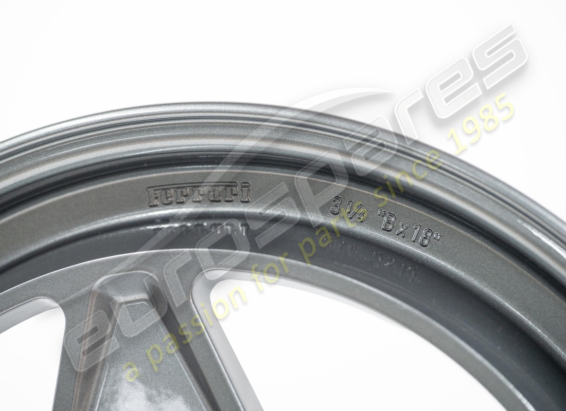 NEUE FERRARI ERSATZRADFELGE. TEILENUMMER 147257 (5) neue ferrari ersatzradfelge. teilenummer 147257 (5)