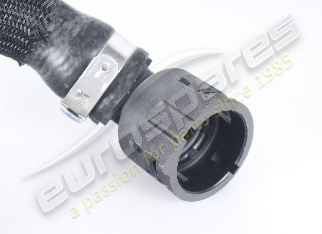 NEUER MASERATI WASSERZUFUHRSCHLAUCH FÜR HEIZSYSTEM. TEILENUMMER 670102573 (3) neuer maserati wasserzufuhrschlauch für heizsystem. teilenummer 670102573 (3)