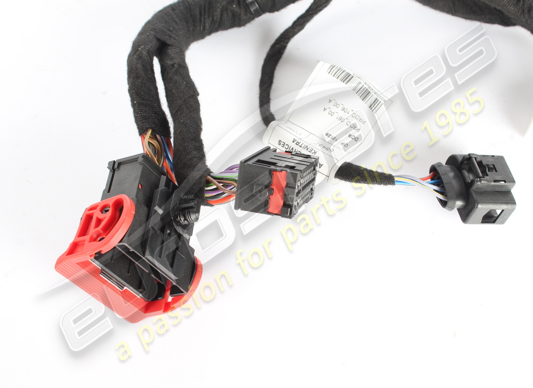gebrauchtes maserati verstärkerkabel. teilenummer 670160039 (2)