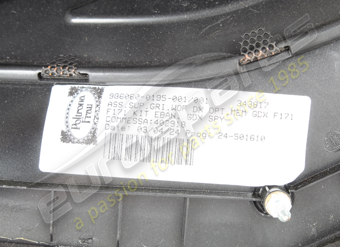 gebraucht ferrari komplette rechte woofer-gitterhalterung. teilenummer 976366 (6)