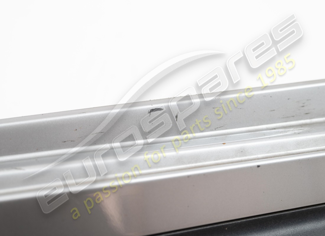 GEBRAUCHT MASERATI RECHTER SEITENSCHWELLER (GRUNDIERT). TEILENUMMER 673000022 (6) gebraucht maserati rechter seitenschweller (grundiert). teilenummer 673000022 (6)