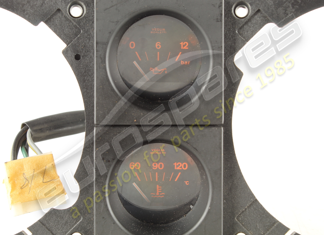 USED FERRARI TEMP/OIL GAUGE LHD PART NUMBER 2578032020 (3) used ferrari temp/oil gauge lhd part number 2578032020 (3)