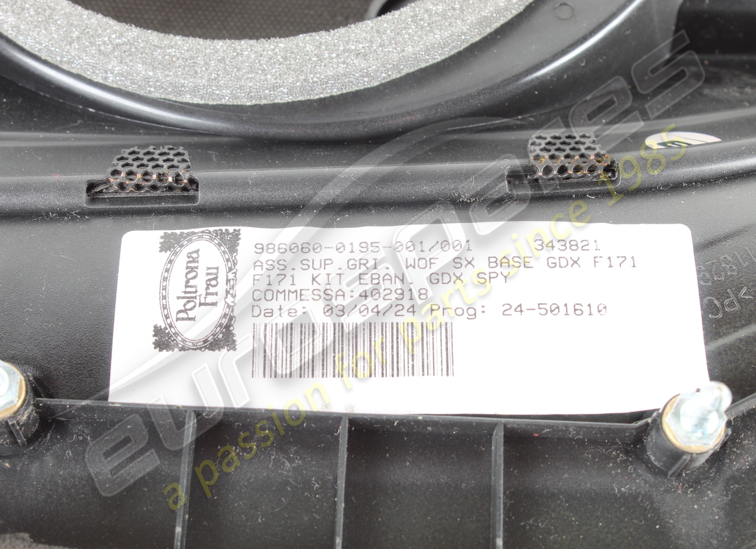 gebraucht ferrari komplette linke woofer-gitterhalterung. teilenummer 976340 (5)