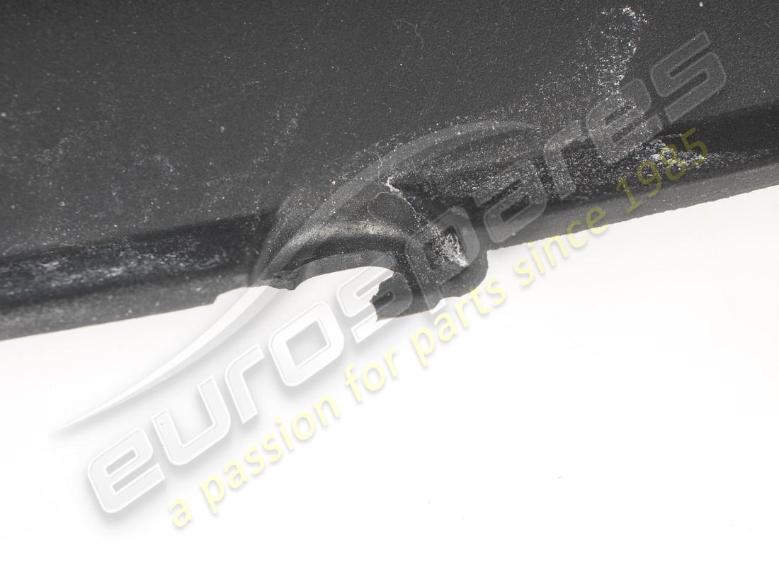 BESCHÄDIGT FERRARI VOLLSTÄNDIG RECHTS UNTERWINDSCHUTZSCHEIBE TR. TEILENUMMER 741291 (3) beschädigt ferrari vollständig rechts unterwindschutzscheibe tr. teilenummer 741291 (3)