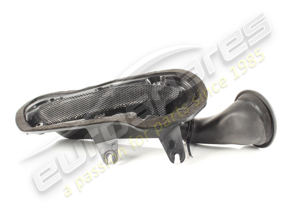 DAMAGED FERRARI COMPLETE AIR DUCT UNDER RH FEN . PART NUMBER 879677 (1)