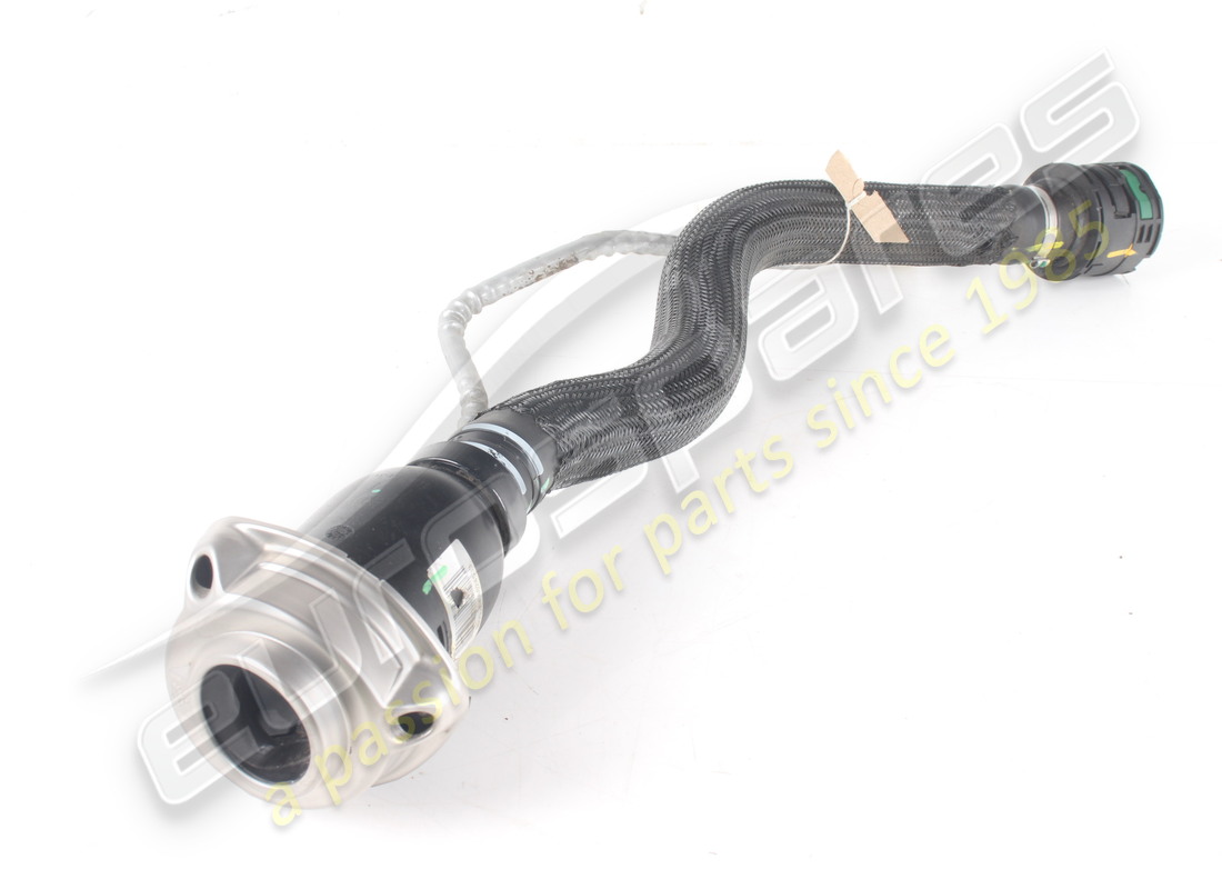 GEBRAUCHTE FERRARI KRAFTSTOFFEINFÜLLROHRBAUGRUPPE. TEILENUMMER 880514 (1) gebrauchte ferrari kraftstoffeinfüllrohrbaugruppe. teilenummer 880514 (1)