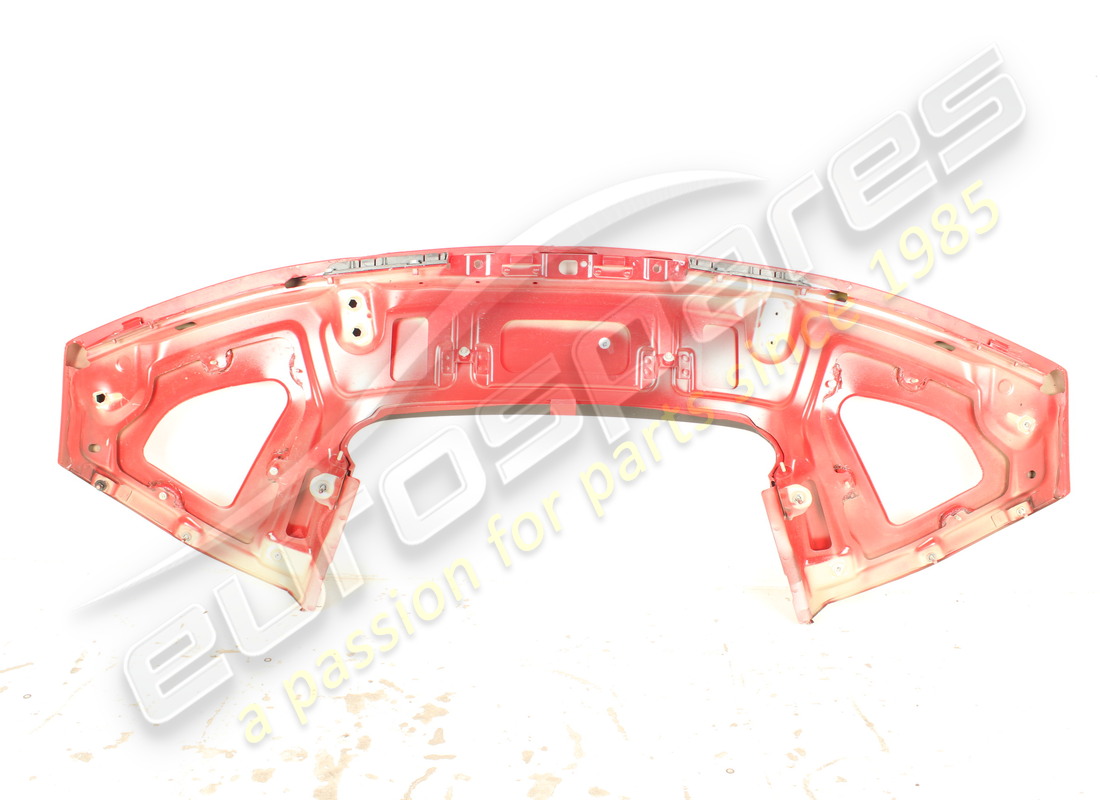beschädigter ferrari heckspoiler. teilenummer 88891211 (2)