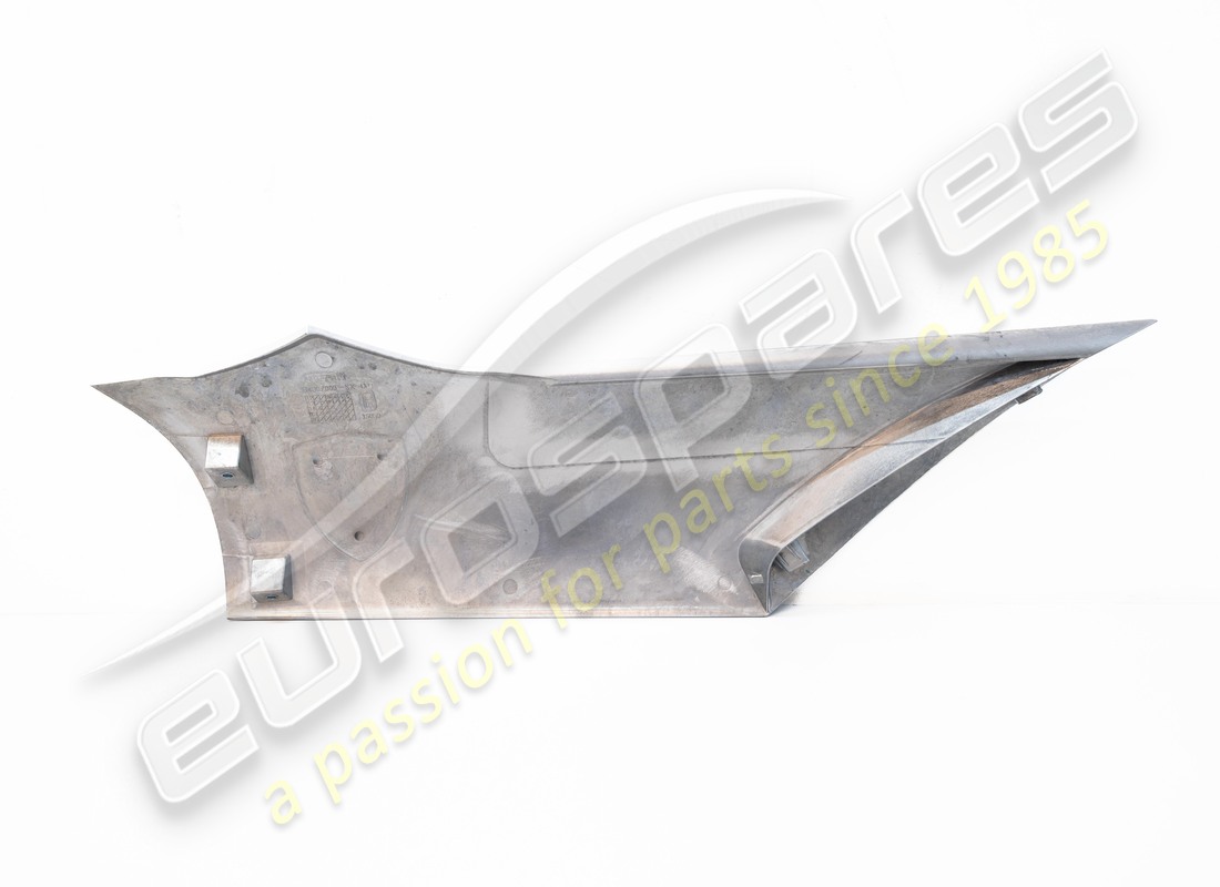 NEUE FERRARI AERODYNAMISCHE VERKLEIDUNG LINKS. TEILENUMMER 84376411 (2) neue ferrari aerodynamische verkleidung links. teilenummer 84376411 (2)