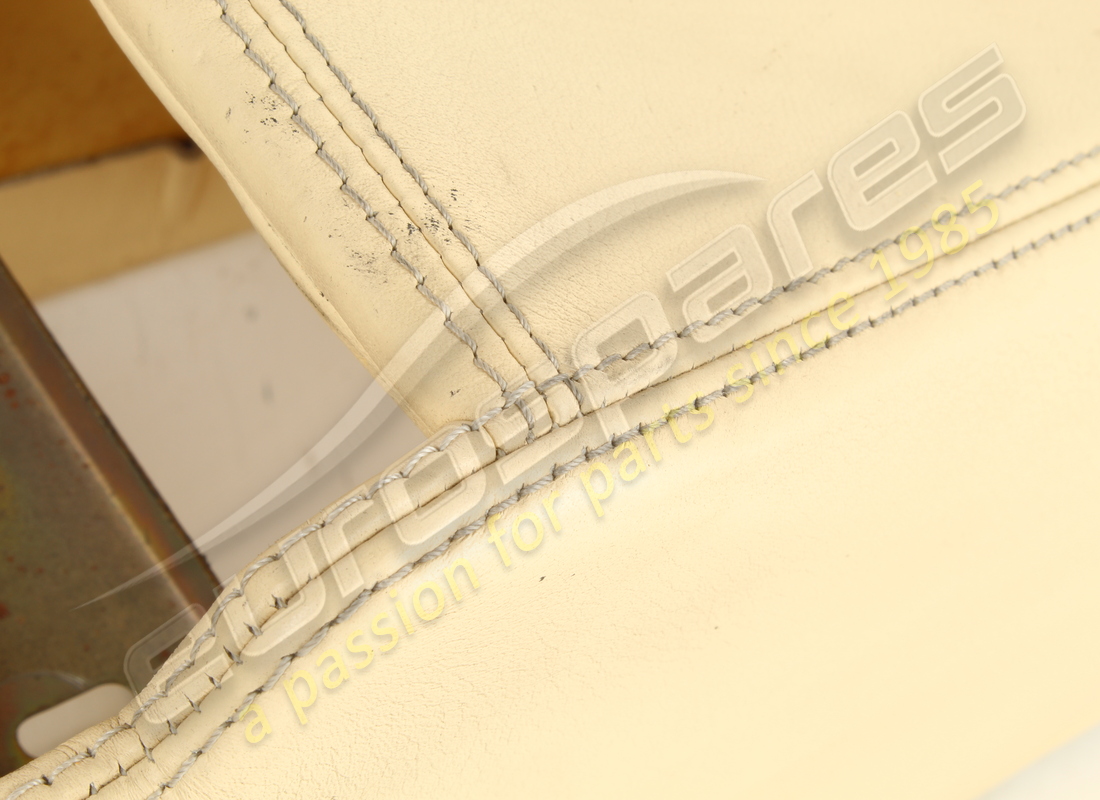 gebrauchte ferrari rhd-konsole in creme vm3997. teilenummer 65450204 (5)