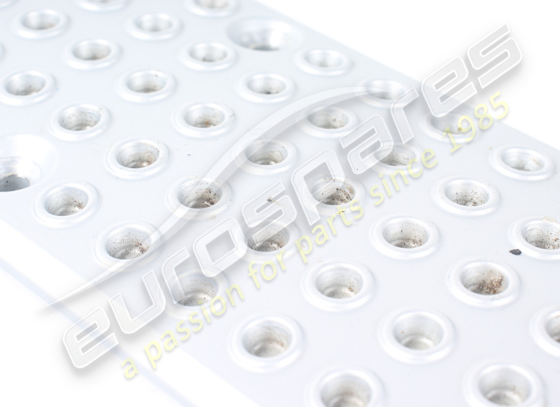 FERRARI ABDECKUNG VERWENDET. TEILENUMMER 66122200 (2) ferrari abdeckung verwendet. teilenummer 66122200 (2)