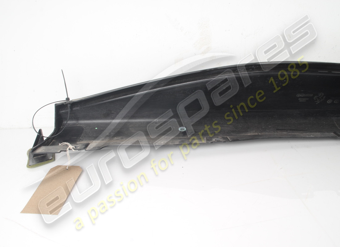 GEBRAUCHT FERRARI AUSSENSCHWELLERVERKLEIDUNG LINKS KPL. TEILENUMMER 769916 (8) gebraucht ferrari aussenschwellerverkleidung links kpl. teilenummer 769916 (8)