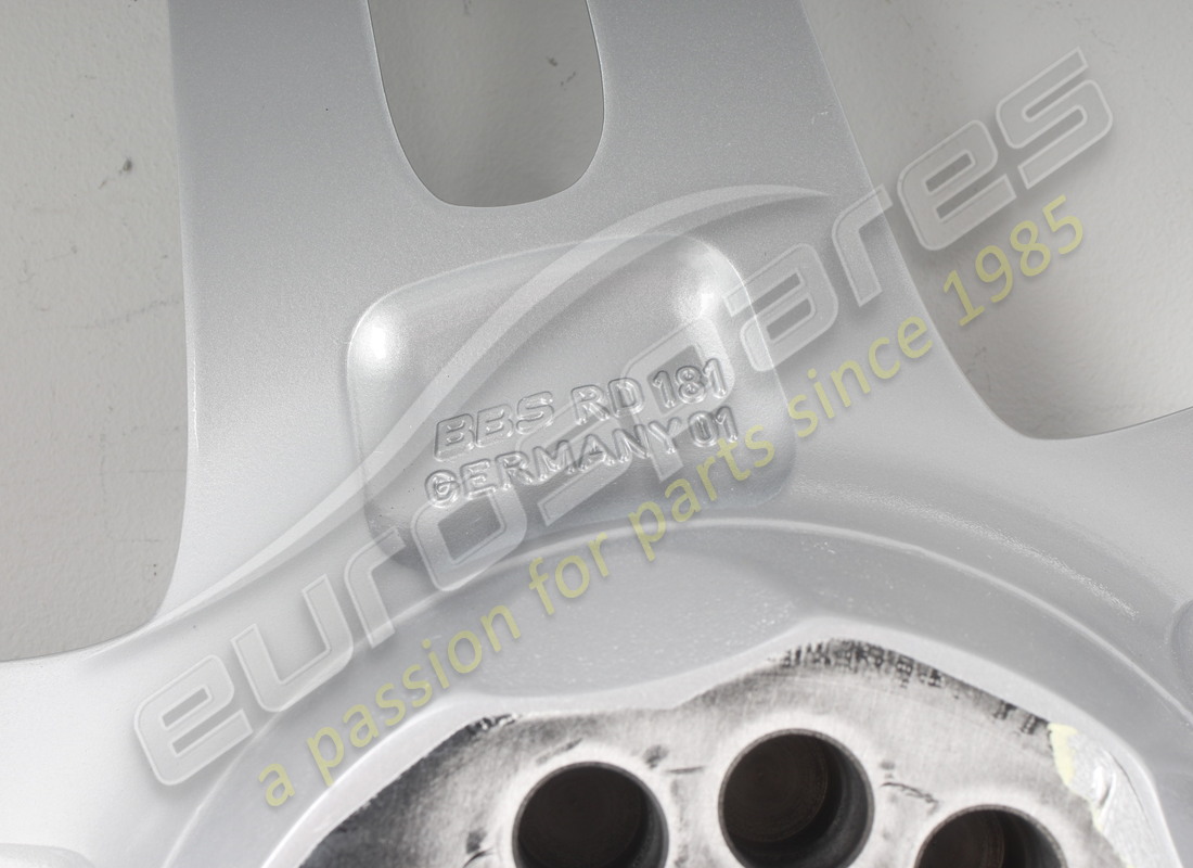 ÜBERHOLTE FERRARI VORDERRADFELGE. TEILENUMMER 192918 (4) überholte ferrari vorderradfelge. teilenummer 192918 (4)