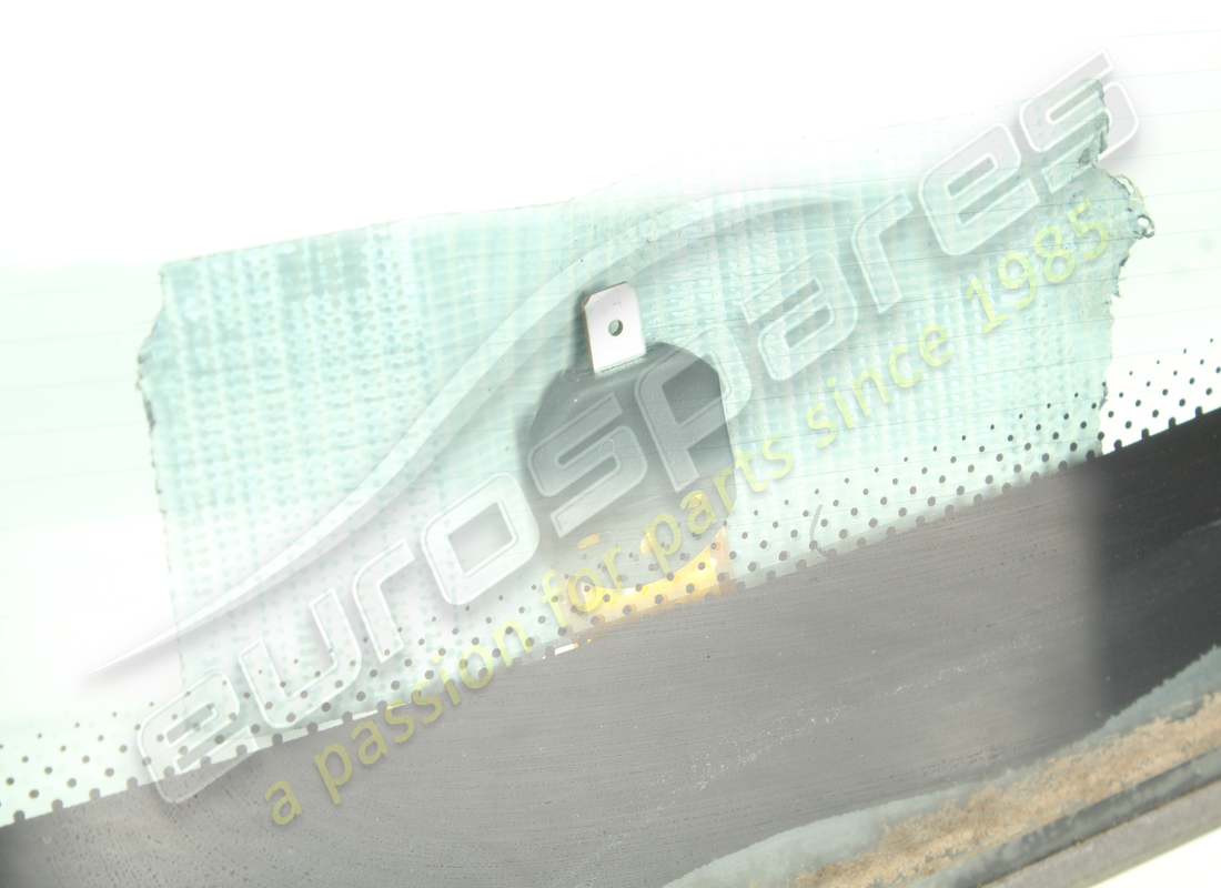 gebrauchte maserati heckfensterglas. teilenummer 83745100 (5)