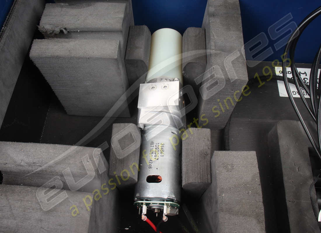 neu ferrari komplettes hydrauliksystem ki. teilenummer 84603300 (7)