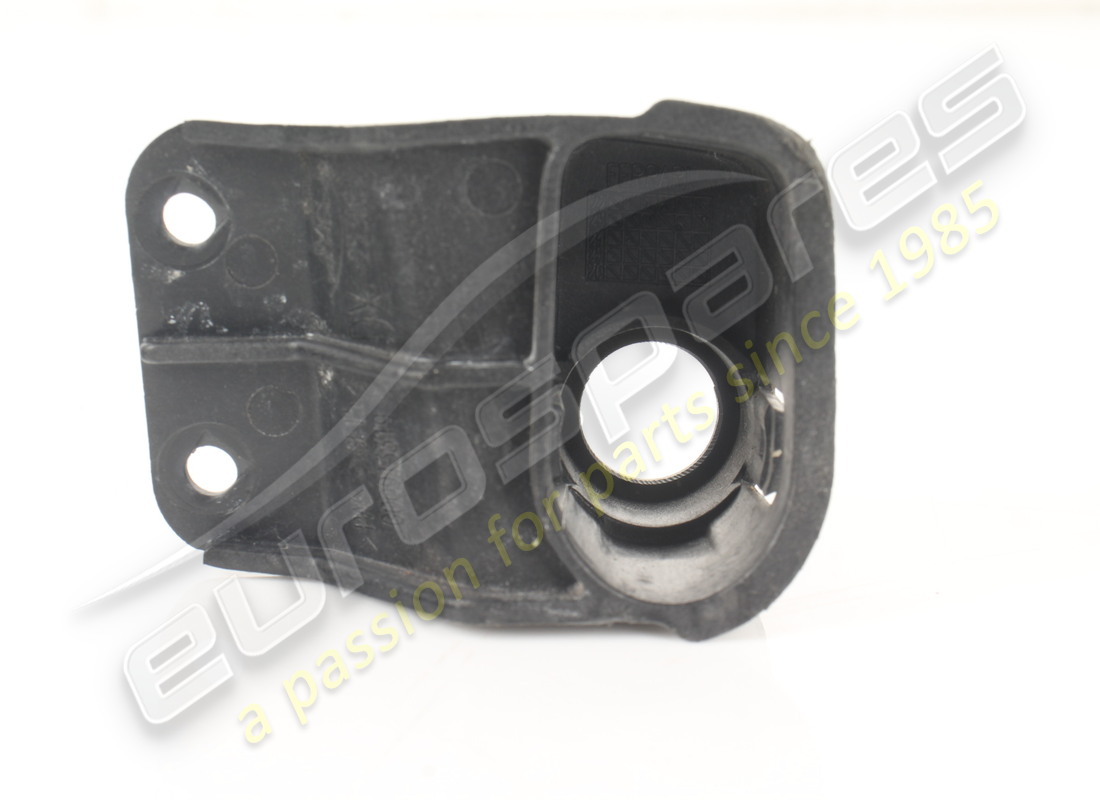 GEBRAUCHT FERRARI RECHTS MITTLERER PARKSENSORHALTERUNG. TEILENUMMER 913319 (3) gebraucht ferrari rechts mittlerer parksensorhalterung. teilenummer 913319 (3)