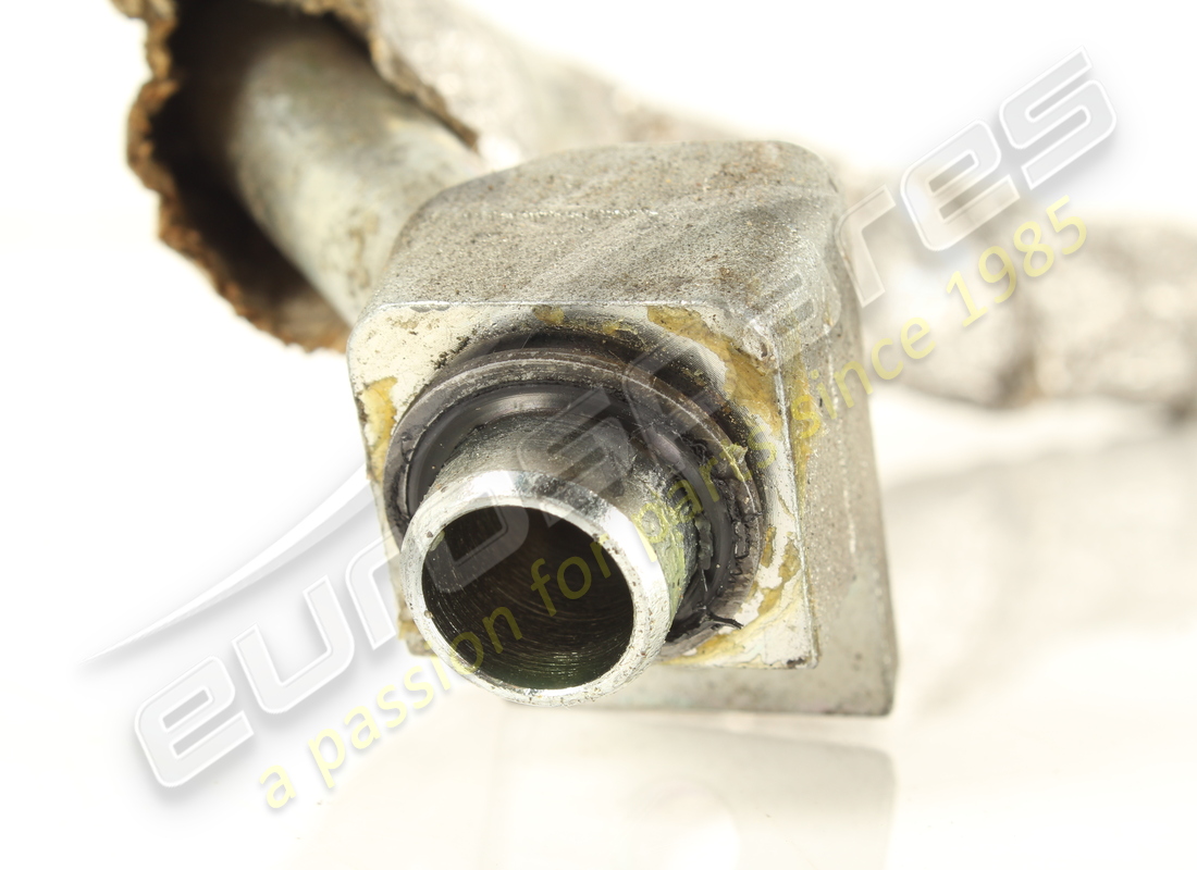 gebrauchtes ferrari rohr zwischen trenner un. teilenummer 257933 (2)