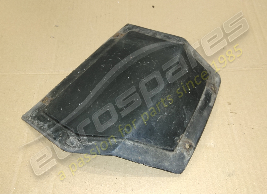 GEBRAUCHT Ferrari LINKE ABDECKUNG. TEILENUMMER 63798900 (1)