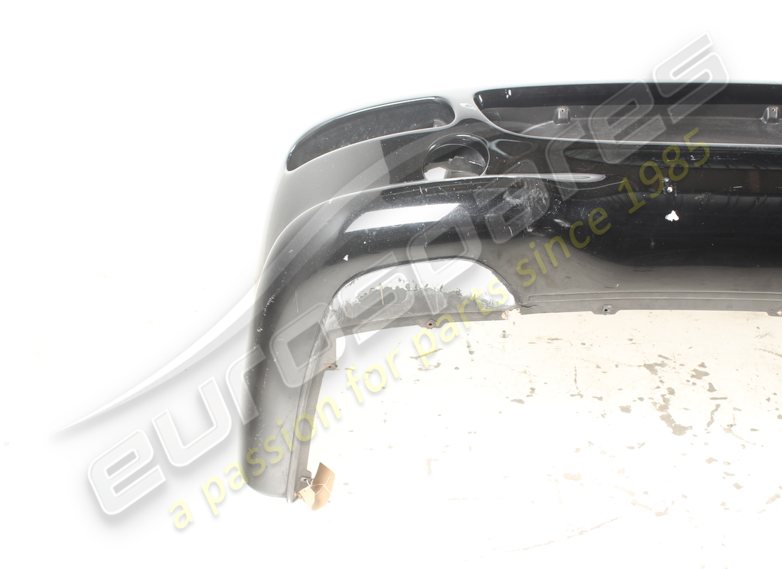 gebrauchter ferrari frontstoßstange. teilenummer 64888010 (8)