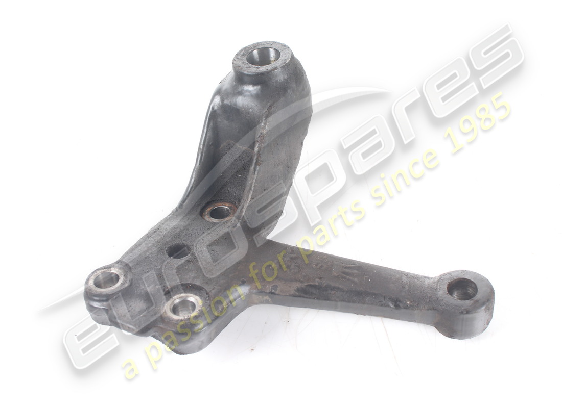USED MASERATI LH ARM COUPLING. PART NUMBER 366600305 (1) used maserati lh arm coupling. part number 366600305 (1)
