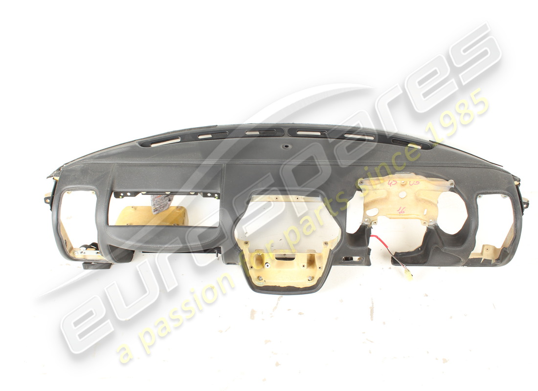 gebrauchtes ferrari rhd-armaturentafel in schwarz. teilenummer 68358300 (3)