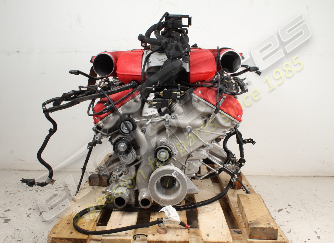 gebrauchter ferrari sf-motor. teilenummer 985000256 (2)